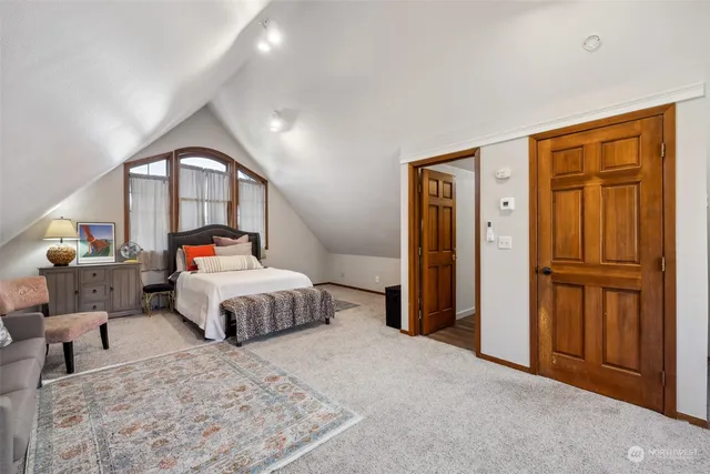 $750,000 | 9009 Martin Avenue Northwest, Silverdale, WA 98383