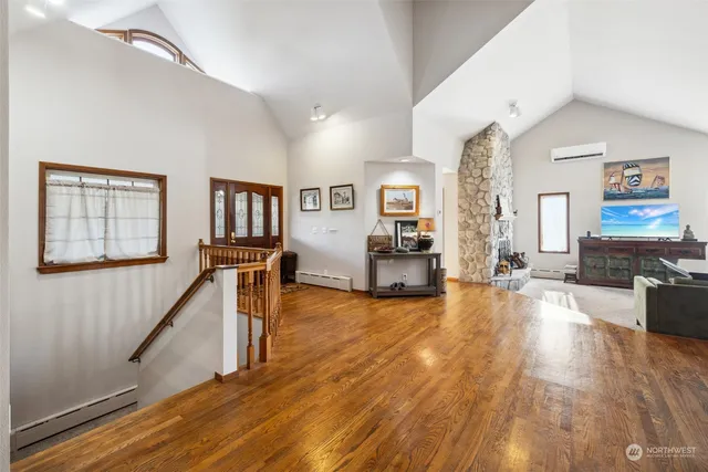 $750,000 | 9009 Martin Avenue Northwest, Silverdale, WA 98383