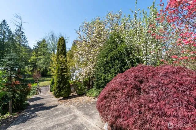 $750,000 | 9009 Martin Avenue Northwest, Silverdale, WA 98383