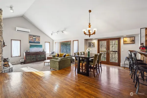 $750,000 | 9009 Martin Avenue Northwest, Silverdale, WA 98383