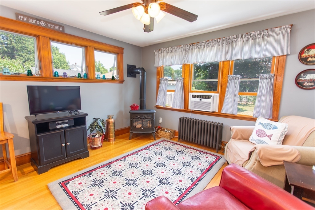 52 Wachusett Road Weymouth, MA 02191 - Photo 22 of 41