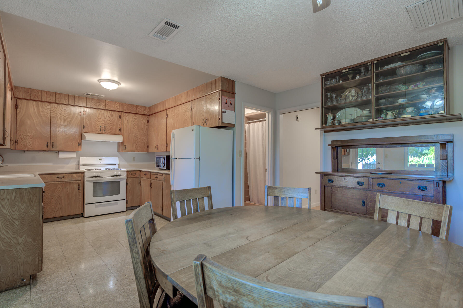 3250 Rupert Road Anderson, CA 96007 - Photo 22 of 39 3250RupertRoad-8