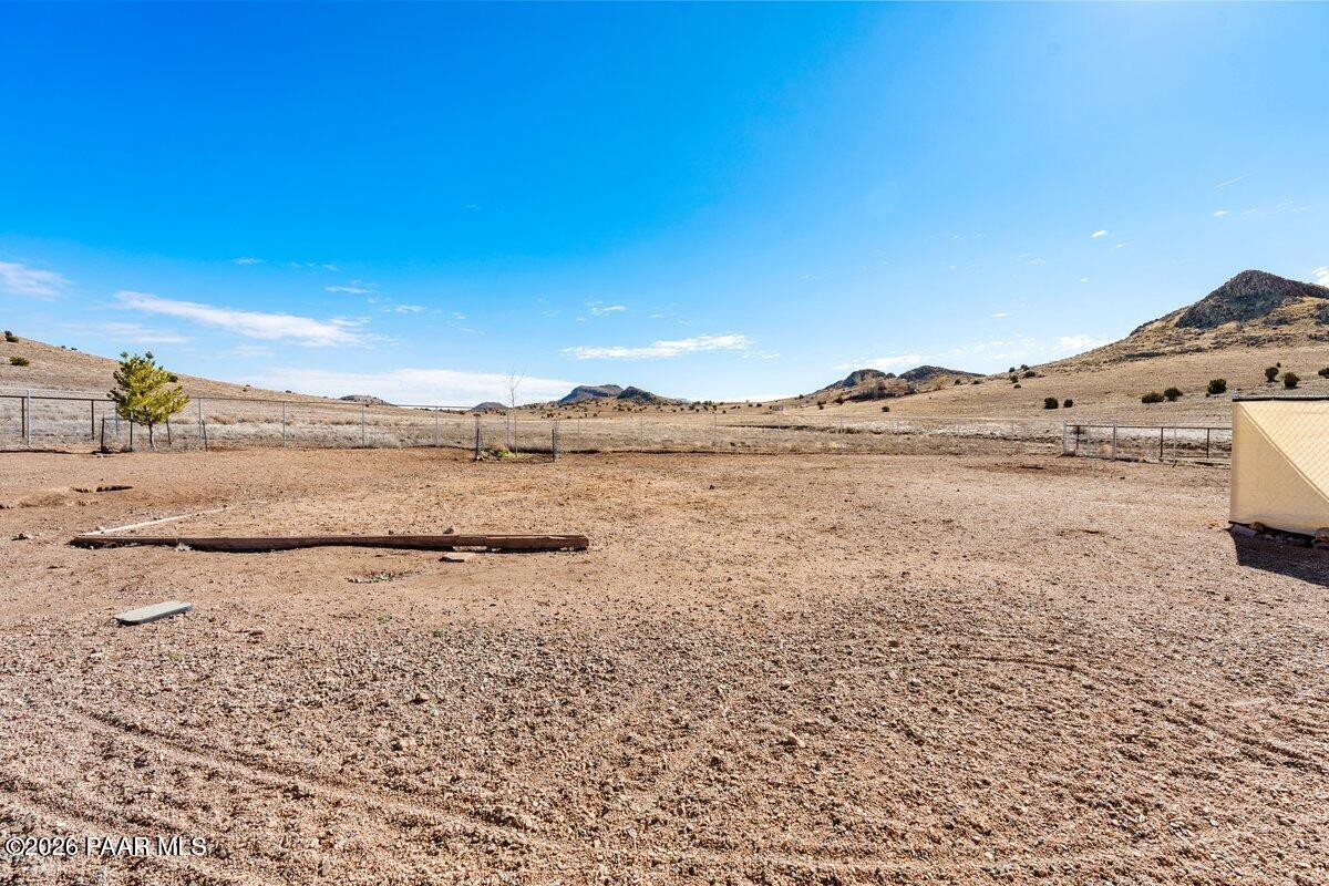 5757 East Longhorn Road Chino Valley, AZ 86323 - Photo 22 of 34 a view of an ocean beach