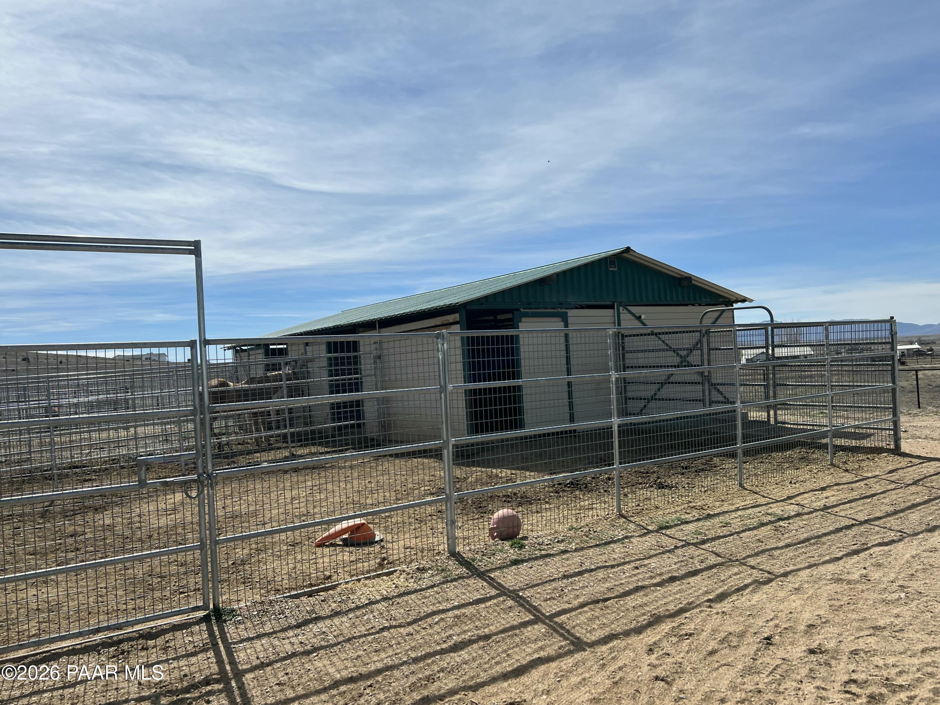 5757 East Longhorn Road Chino Valley, AZ 86323 - Photo 25 of 34 a backyard of a house with basket ball court