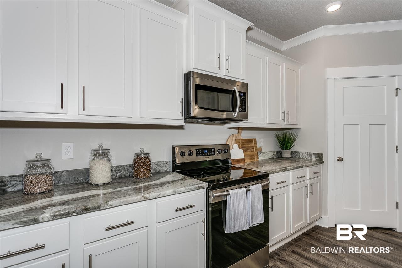16495 Prado Loop Loxley, AL 36551 - Photo 7 of 18 Kitchen