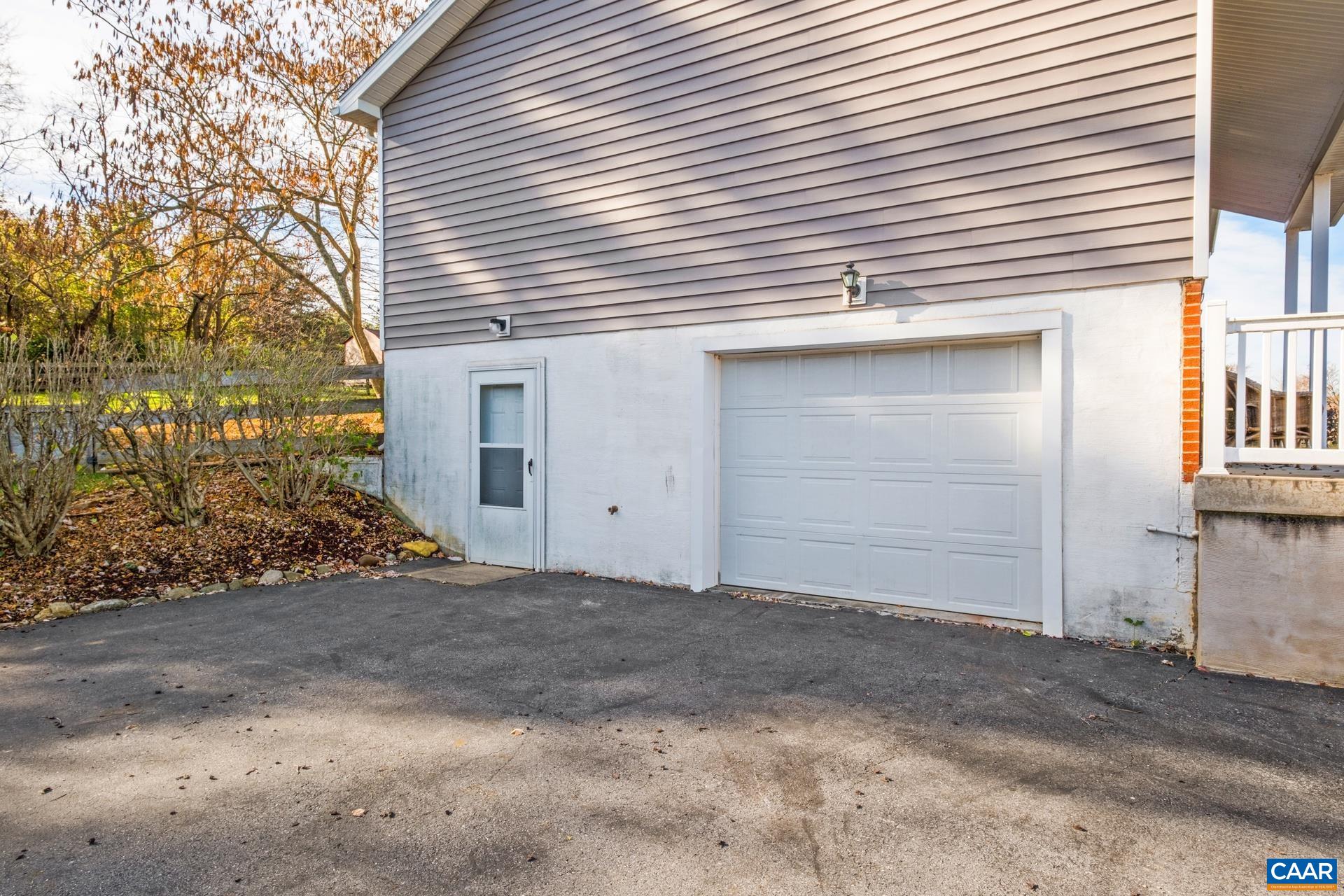 206 Buckboard Road Waynesboro, VA 22980 - Photo 23 of 36 Gallery Image 23