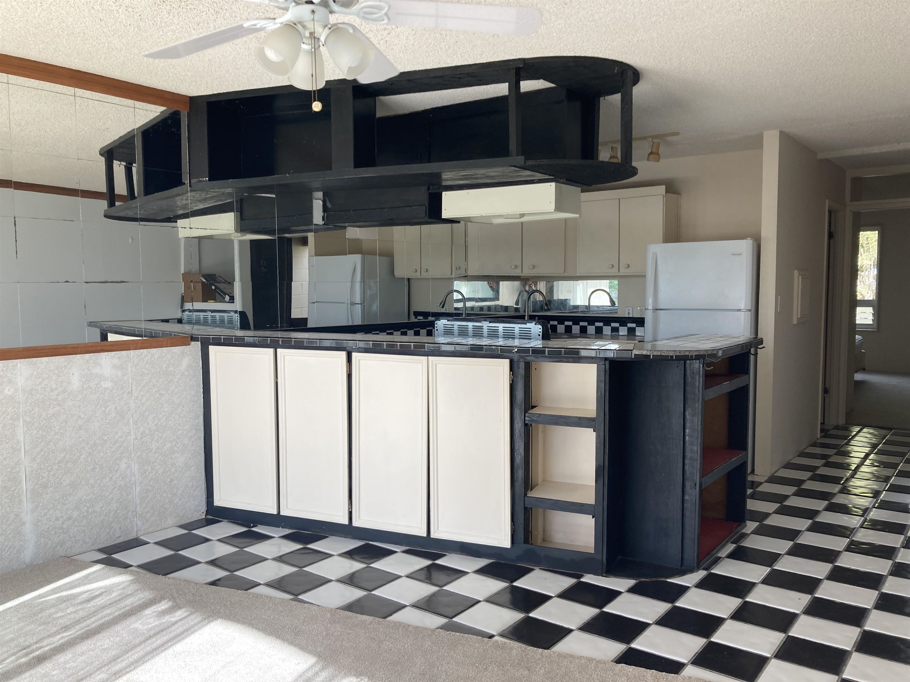 120 Hui Rd F, Unit E13 Lahaina, HI 96761 - Photo 4 of 12