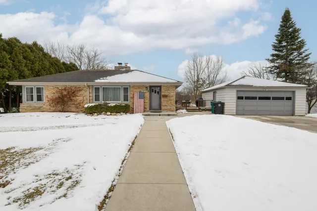 $360,000 | N87W15675 Belleview Boulevard, Menomonee Falls, WI 53051