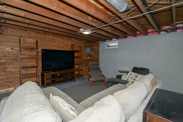 $360,000 | N87W15675 Belleview Boulevard, Menomonee Falls, WI 53051