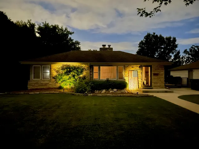 $360,000 | N87W15675 Belleview Boulevard, Menomonee Falls, WI 53051