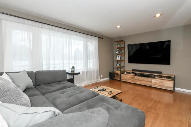 $360,000 | N87W15675 Belleview Boulevard, Menomonee Falls, WI 53051