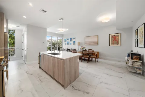 $999,000 | 545 Southwest 11th Street, Unit 208, Miami, FL 33129