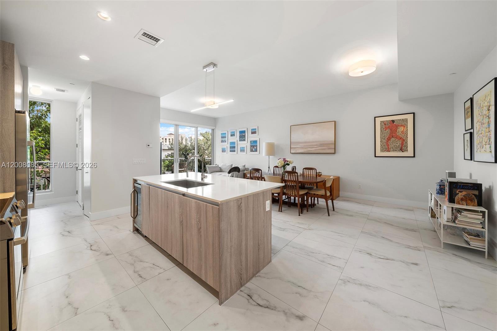 545 Southwest 11th Street, Unit 208 Miami, FL 33129 - Photo 18 of 35