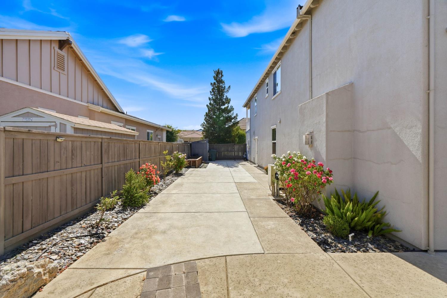 2632 Pipestone Loop Roseville, CA 95747 - Photo 48 of 66