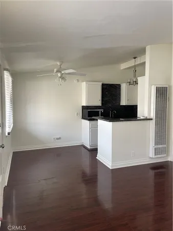 $2,000 | 528 Cherry, Unit C, Long Beach, CA 90802