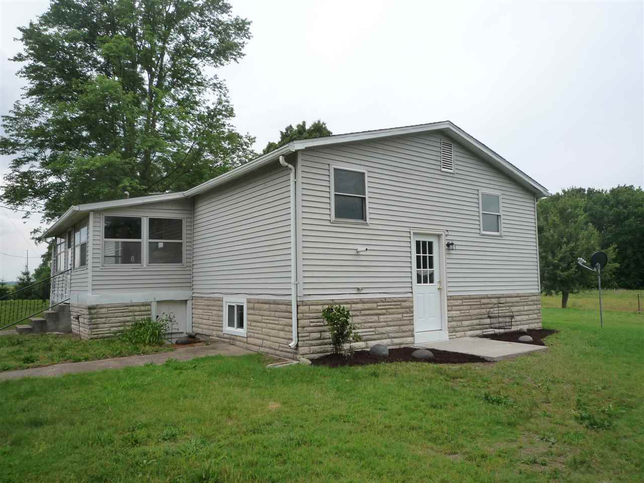 6590 Beal Road Vincennes, IN 47591 - Photo 1 of 20 Gallery Image 1