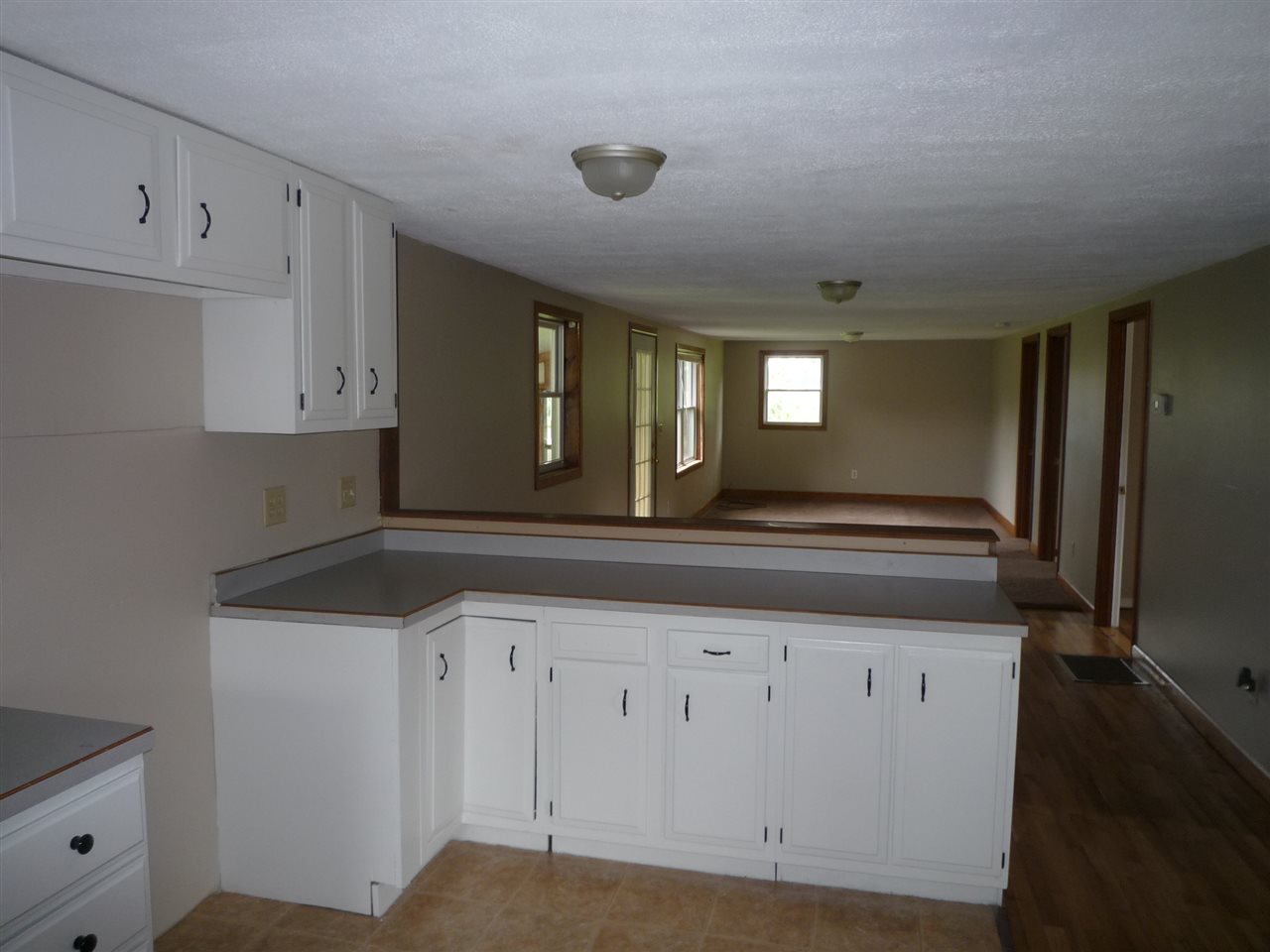 6590 Beal Road Vincennes, IN 47591 - Photo 3 of 20 Gallery Image 3