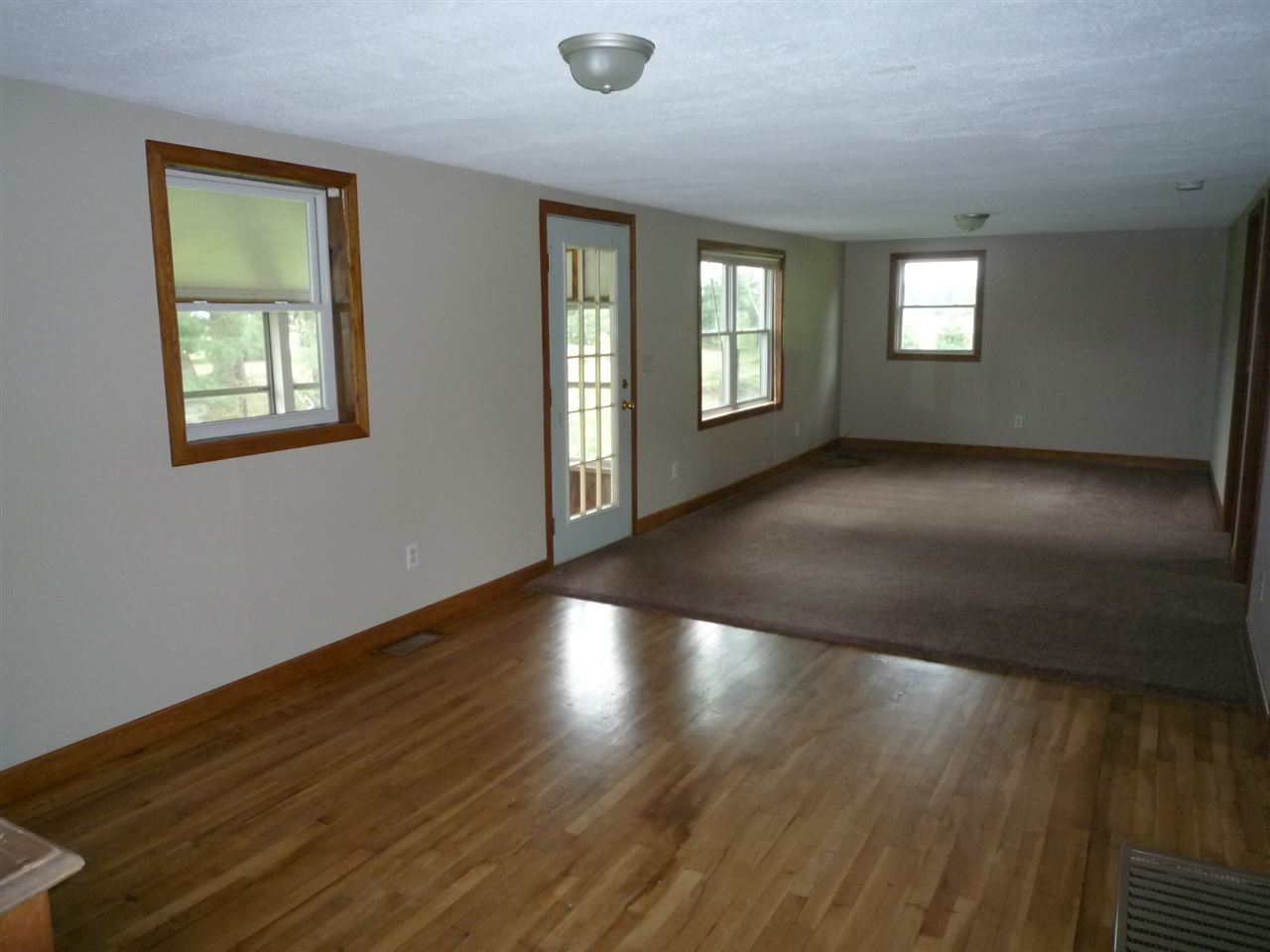 6590 Beal Road Vincennes, IN 47591 - Photo 4 of 20 Gallery Image 4
