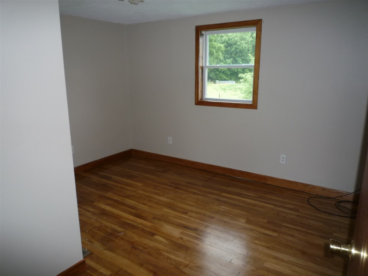 6590 Beal Road Vincennes, IN 47591 - Photo 5 of 20 Gallery Image 5