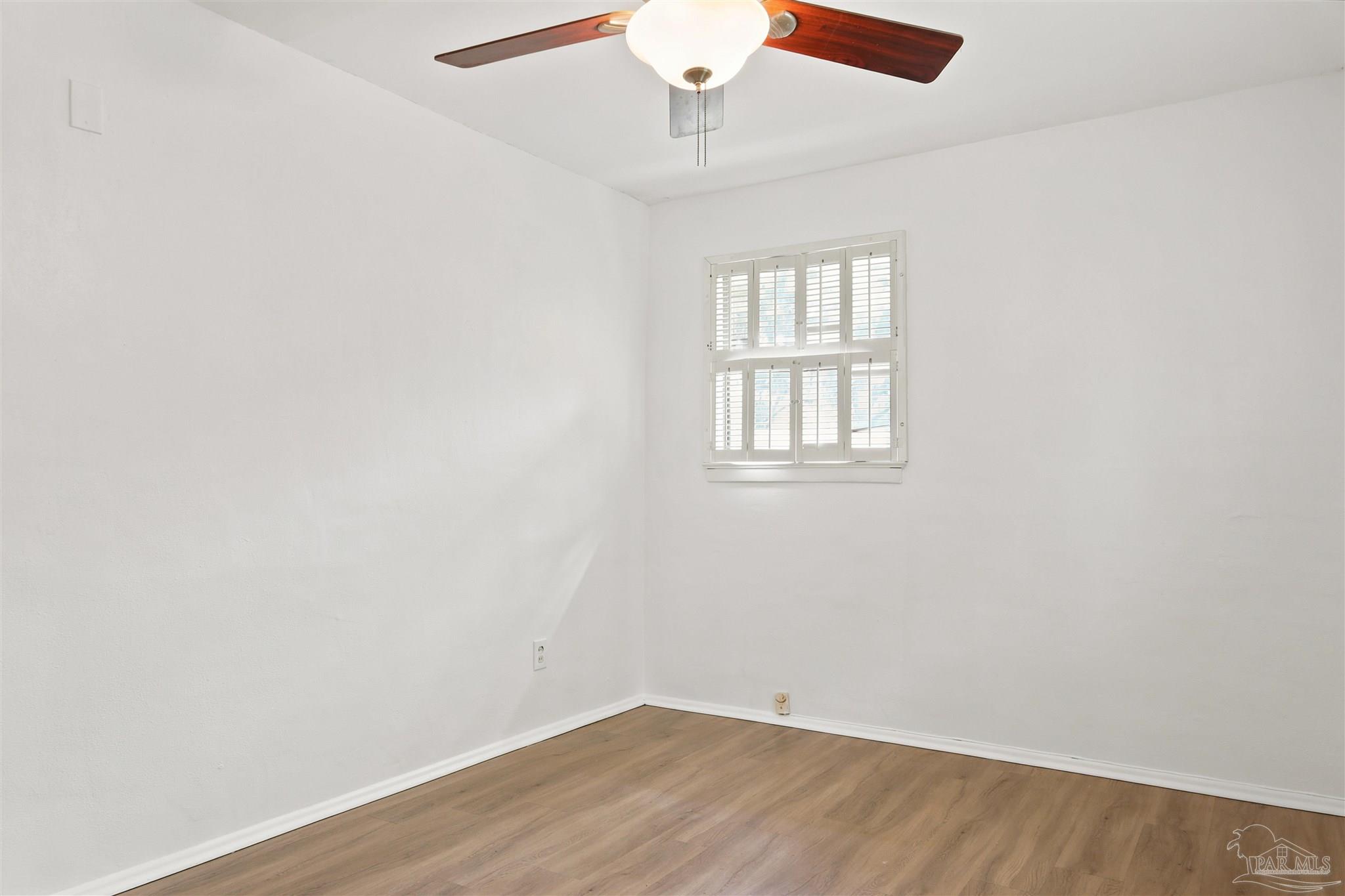 101 Vanderbilt Road Pensacola, FL 32506 - Photo 22 of 33 Bedroom 2, natural light, wood floors