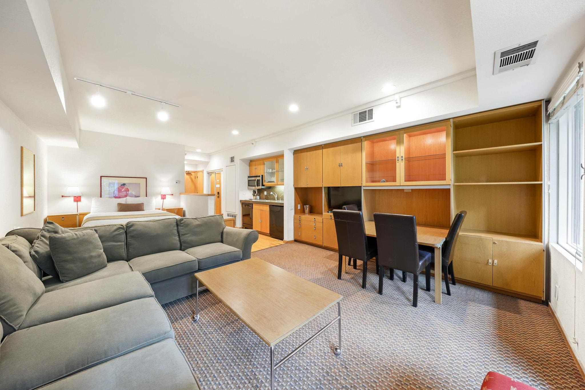 201 Shirley Cyn Rd Unit 212  