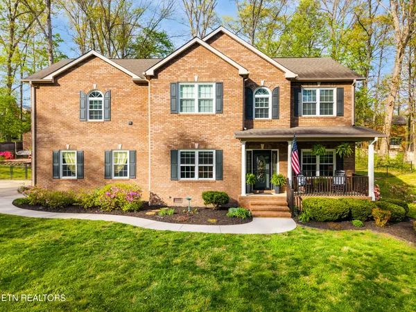$599,900 | 8016 Walker Road, Knoxville, TN 37938