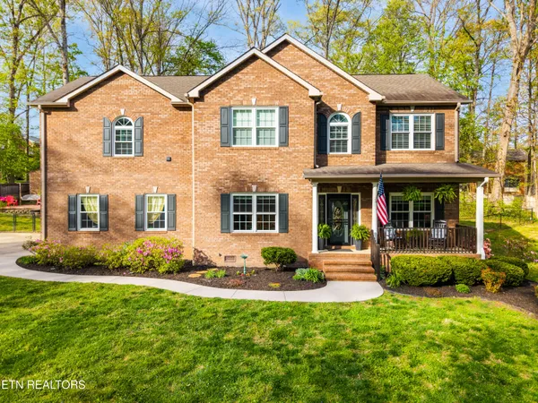 $639,900 | 8016 Walker Road, Knoxville, TN 37938