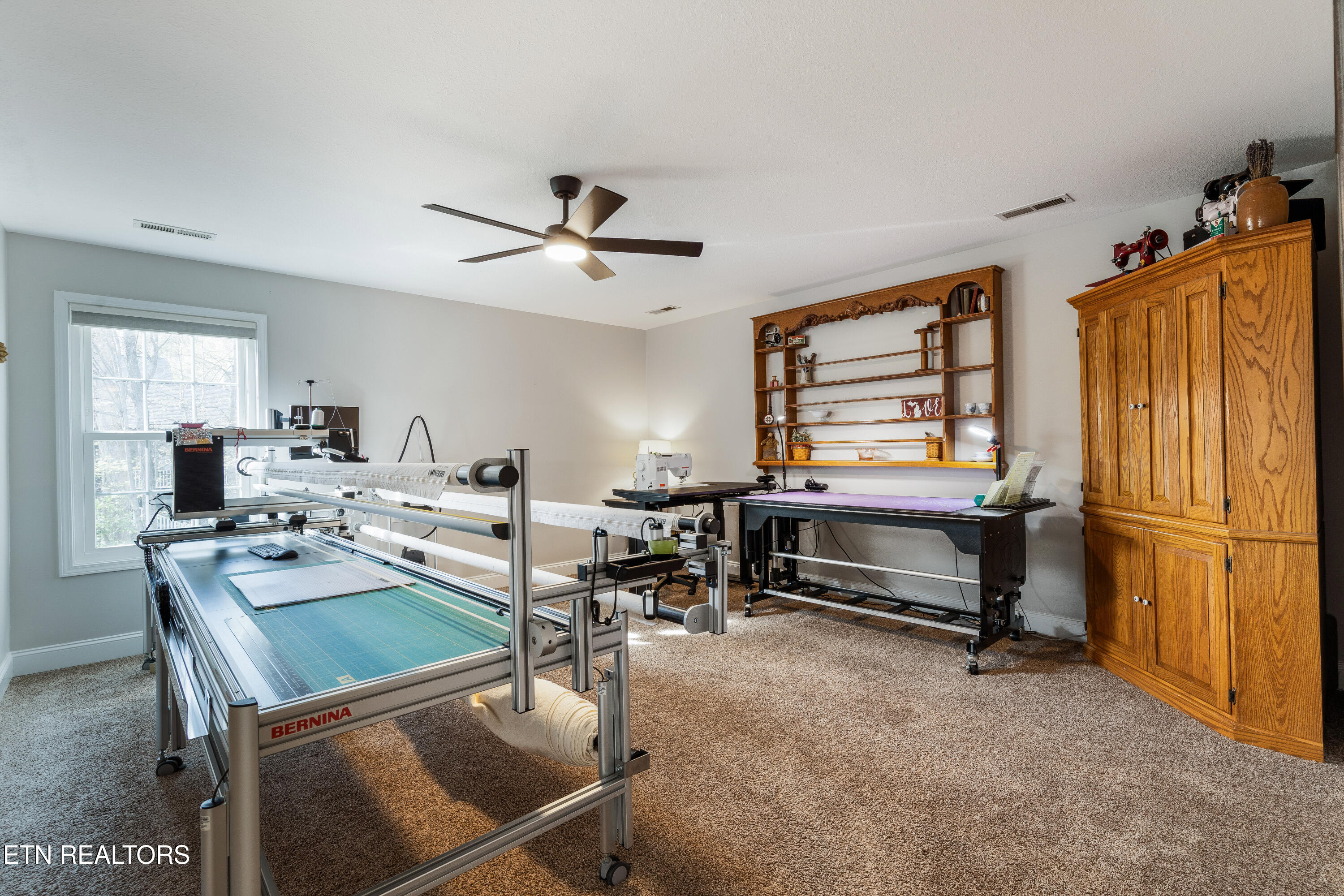 8016 Walker Road Knoxville, TN 37938 - Photo 29 of 37 8016_walker_rd_0148