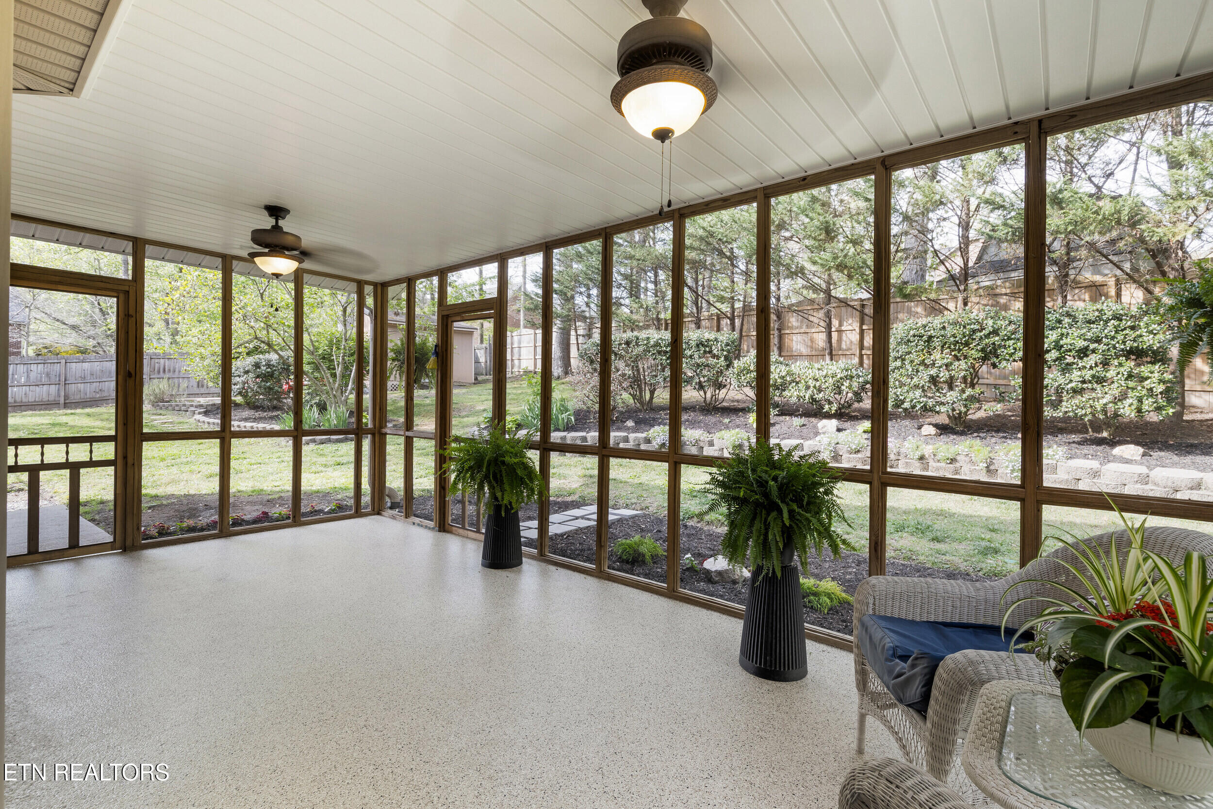 8016 Walker Road Knoxville, TN 37938 - Photo 35 of 37 8016_walker_rd_0115