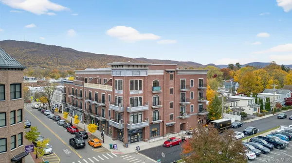 $564,999 | 249 Main Street, Unit 305, Beacon, NY 12508