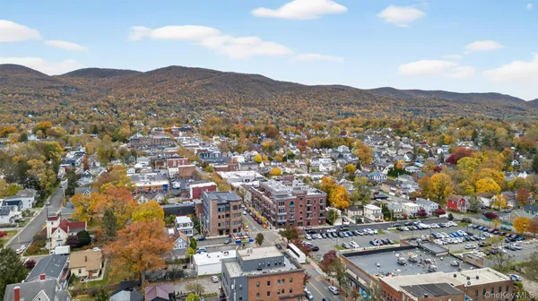 $564,999 | 249 Main Street, Unit 305, Beacon, NY 12508