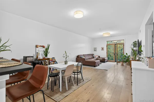 $564,999 | 249 Main Street, Unit 305, Beacon, NY 12508