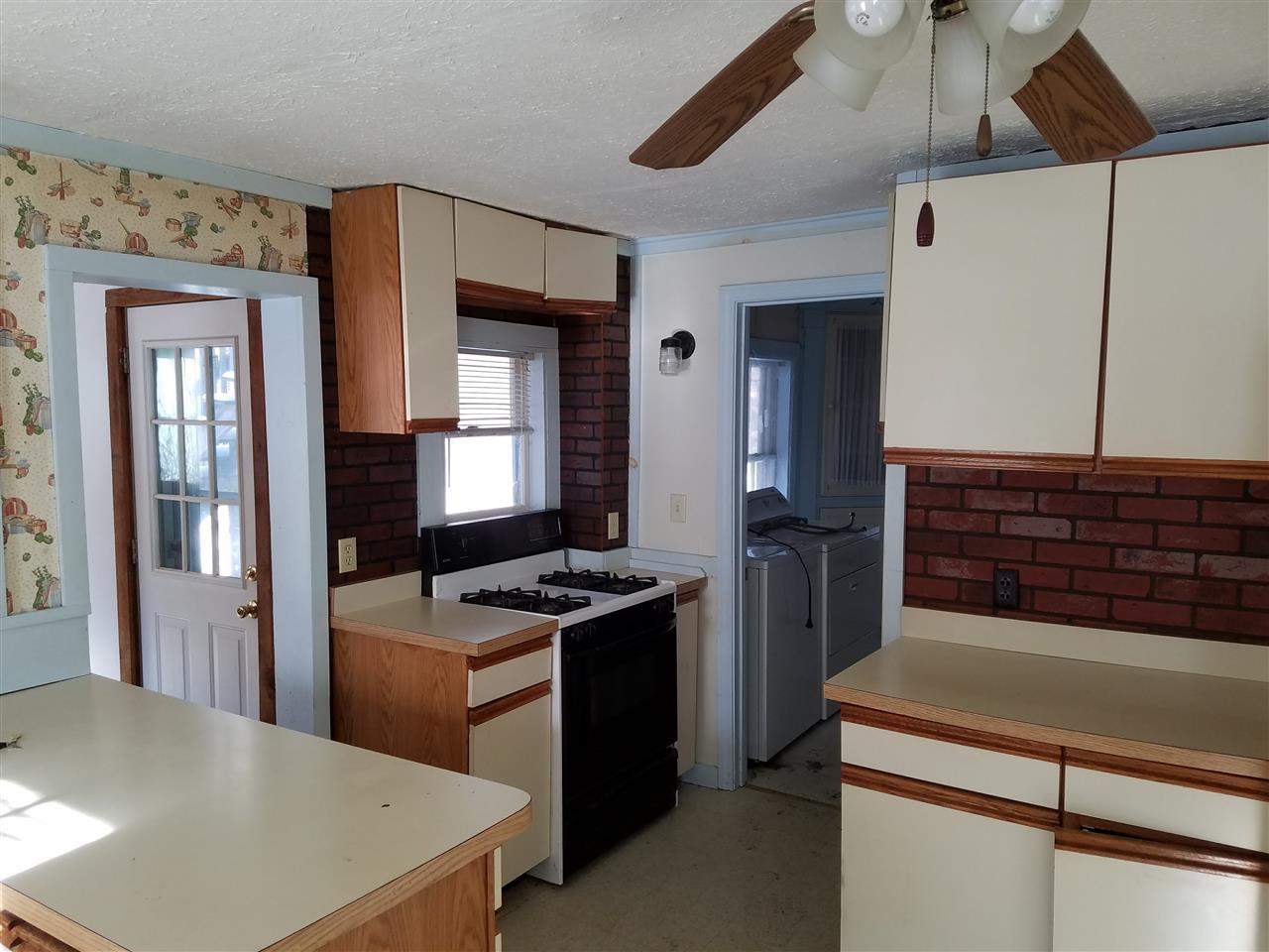 86 Allens Siding Road Conway, NH 03860 - Photo 2 of 16