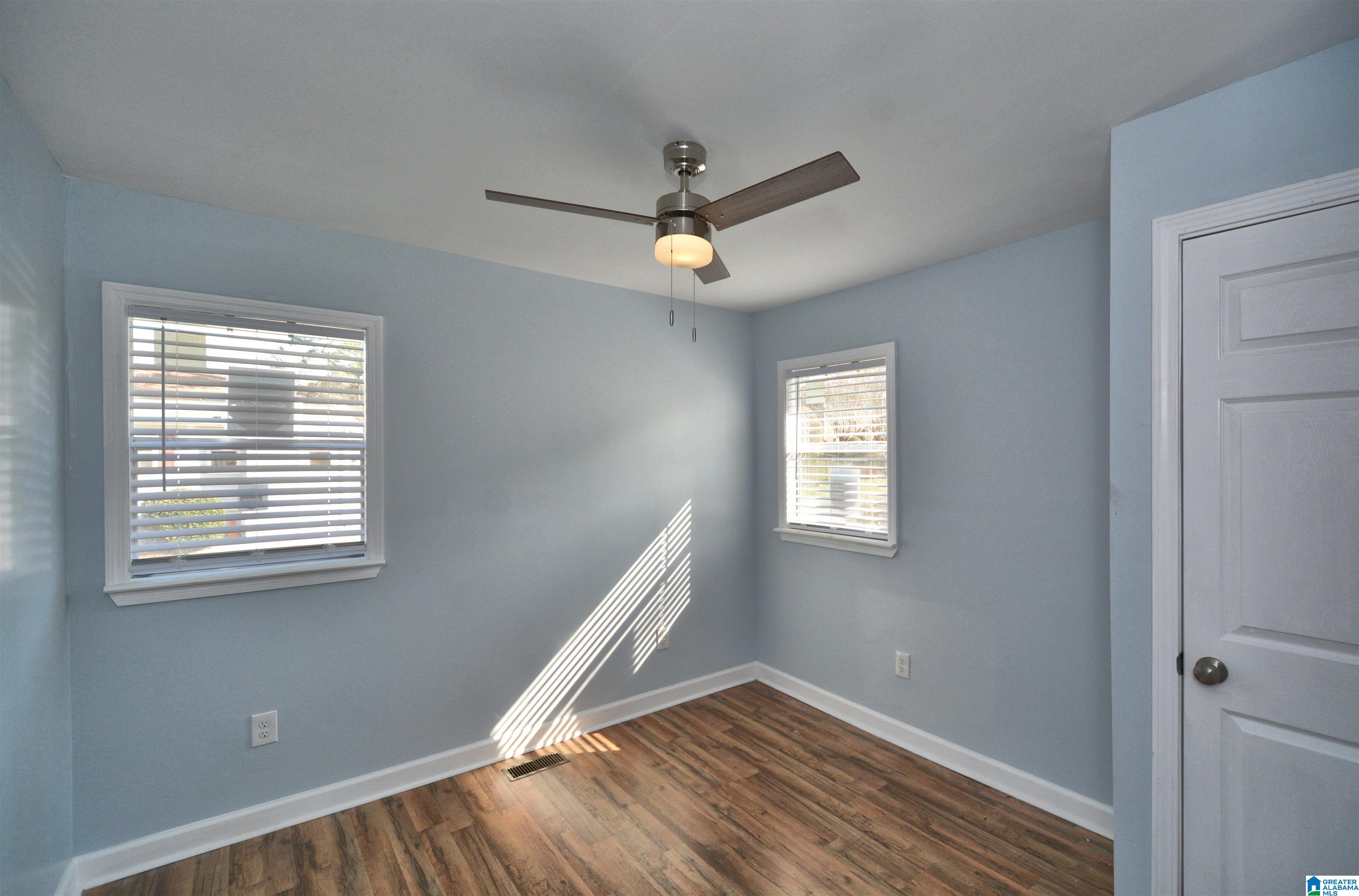 325 16th Avenue Southwest Birmingham, AL 35211 - Photo 21 of 34