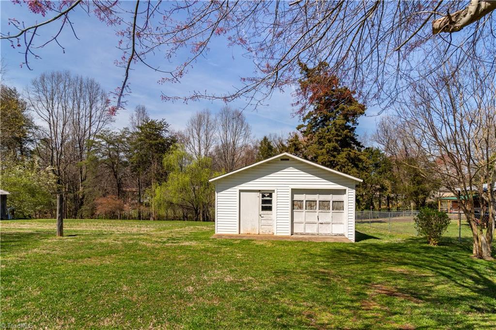 331 West Wall Street Rural Hall, NC 27045 - Photo 28 of 30