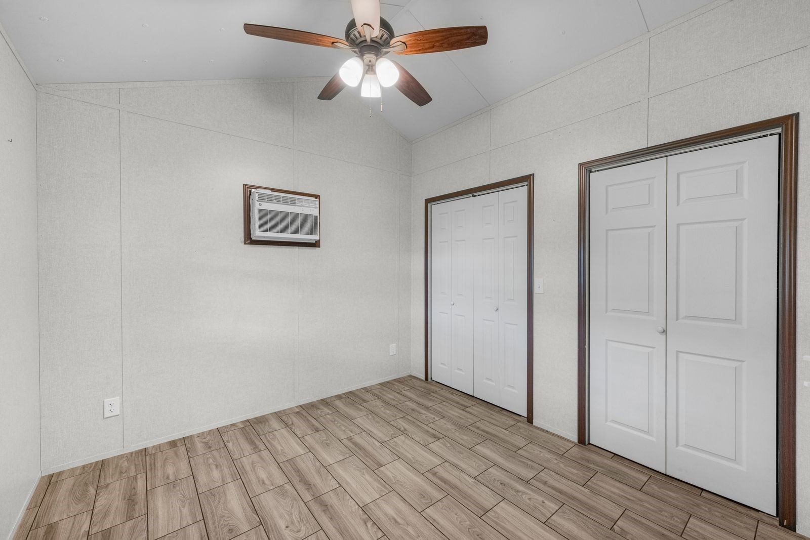 19213 Ramsey Road Crosby, TX 77532 - Photo 3 of 23