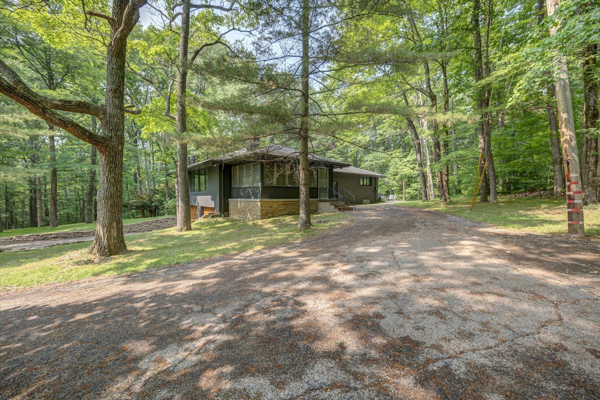 4876 Lanam Ridge Road Nashville, IN 47448 - Photo 5 of 36 Gallery Image 5