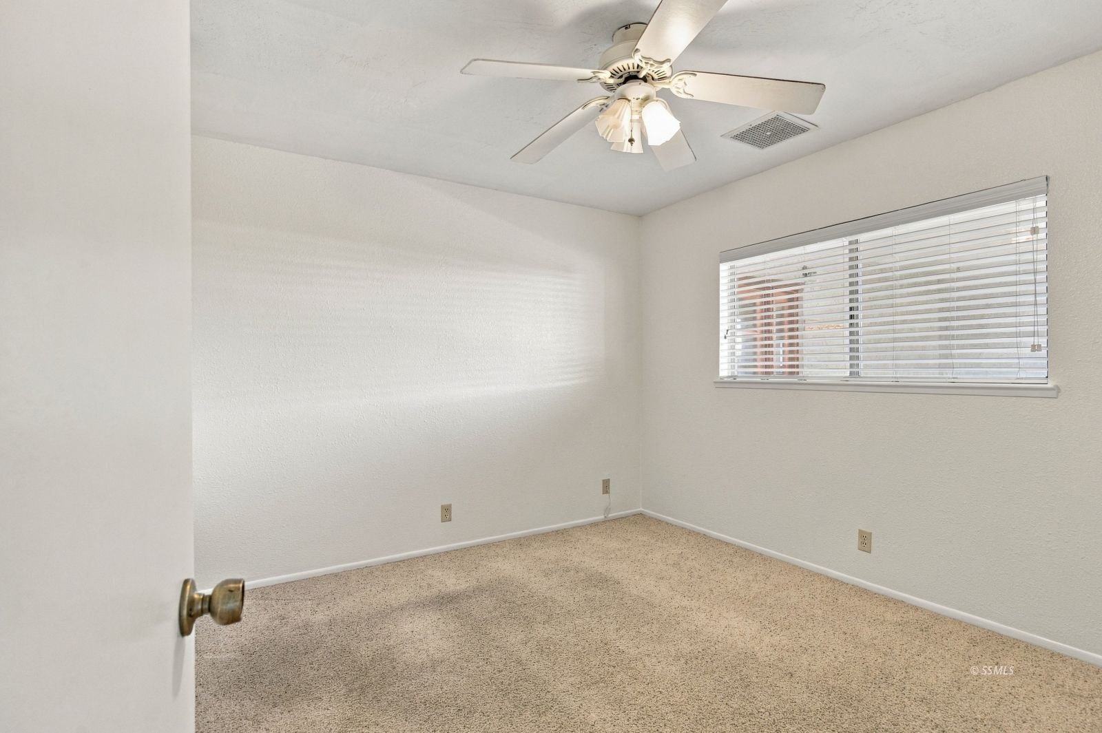 304 South Lincoln Street Ridgecrest, CA 93555 - Photo 22 of 31 Gallery Image 22