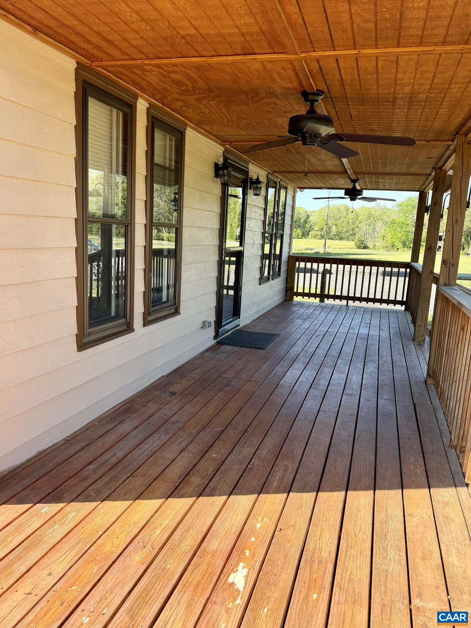 1497 Salem Church Road Palmyra, VA 22963 - Photo 2 of 37 Front Deck