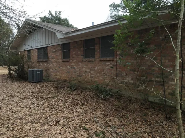 $895,000 | 4375 Highway 43, Marshall, TX 75670