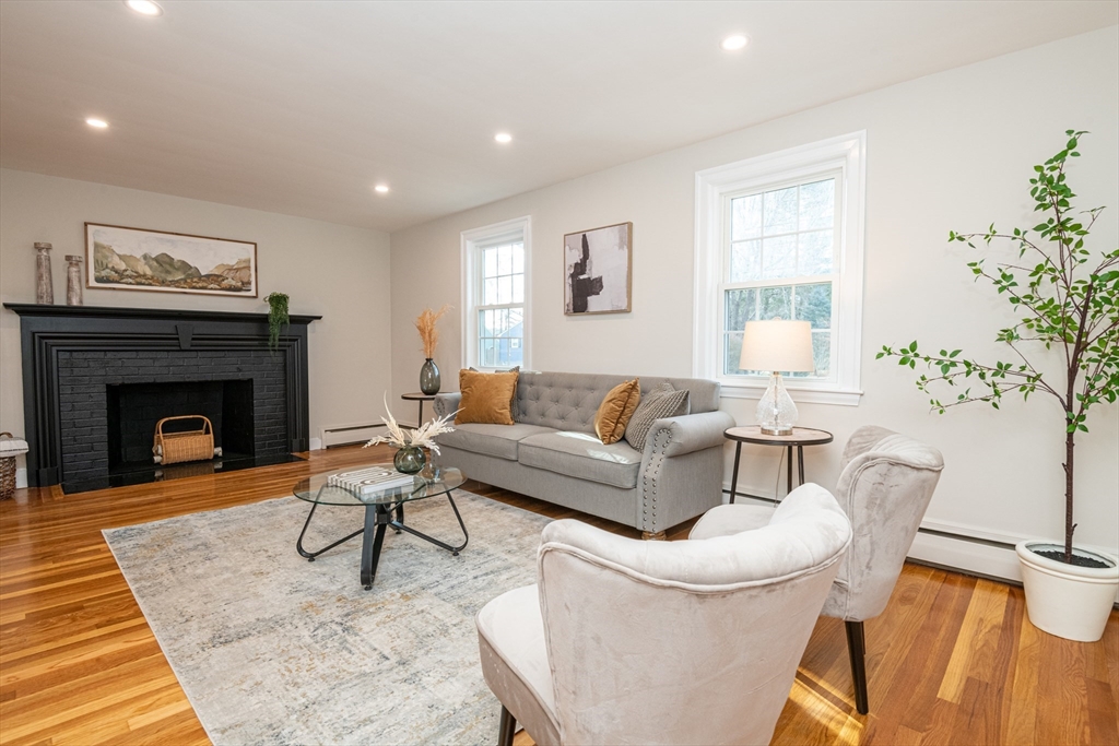 2 Wirthmore Lane Lynnfield, MA 01940 - Photo 8 of 42