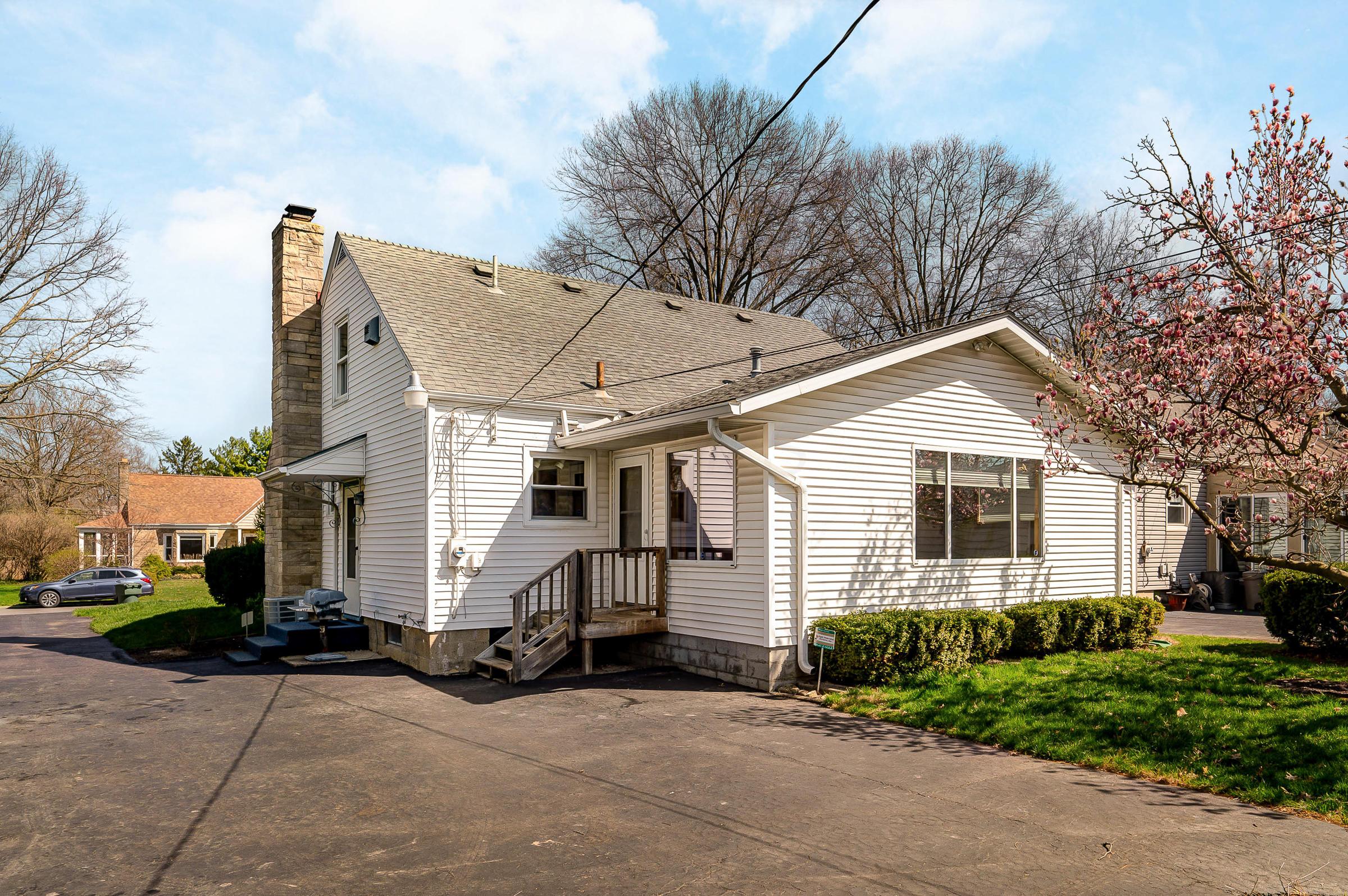511 Acton Road Columbus, OH 43214 - Photo 4 of 38 Gallery Image 4