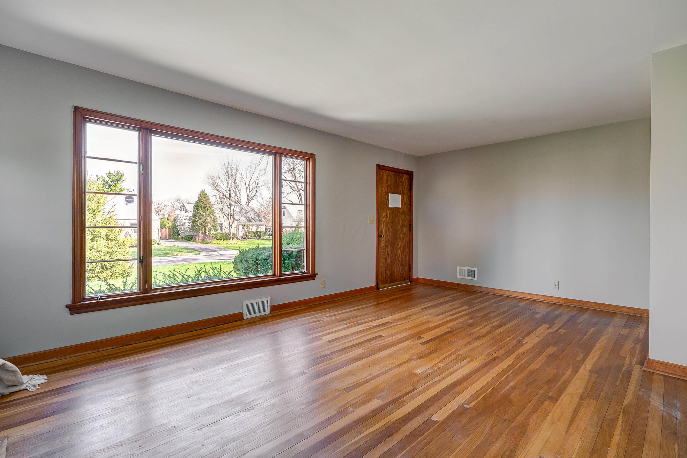 511 Acton Road Columbus, OH 43214 - Photo 6 of 38 Gallery Image 6