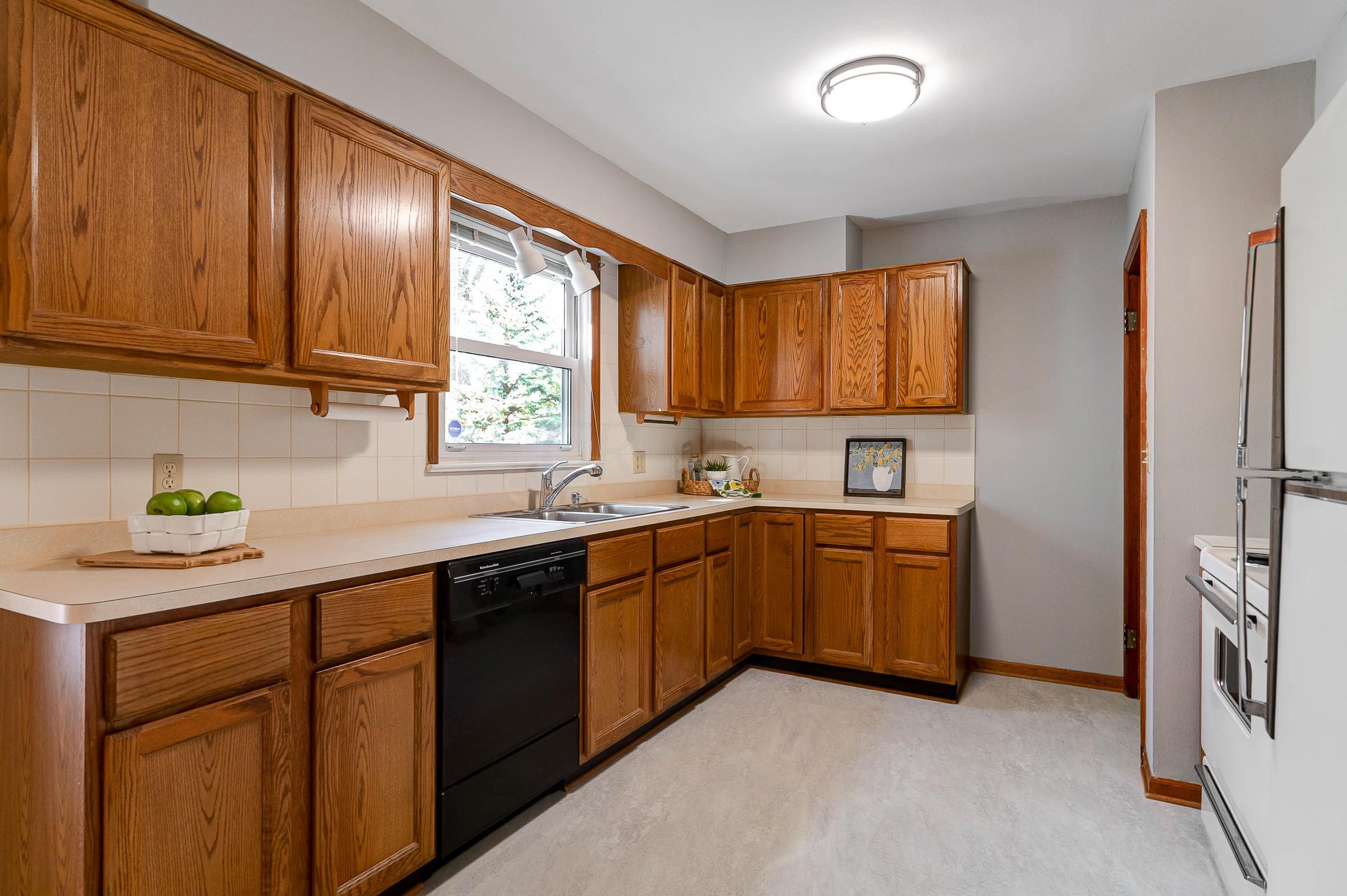 511 Acton Road Columbus, OH 43214 - Photo 8 of 38 Gallery Image 8