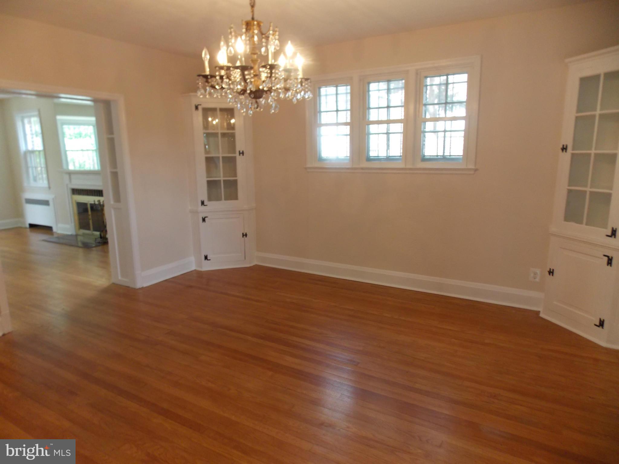 3501 Hilton Road Baltimore, MD 21215 - Photo 14 of 26 Dining Room