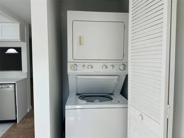 $2,300 | 5503 Pageant Place, Unit 22, Margate, FL 33063