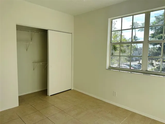 $2,300 | 5503 Pageant Place, Unit 22, Margate, FL 33063