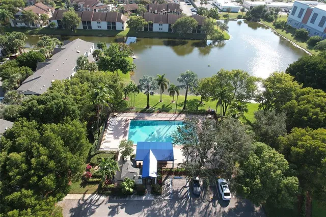 $2,300 | 5503 Pageant Place, Unit 22, Margate, FL 33063