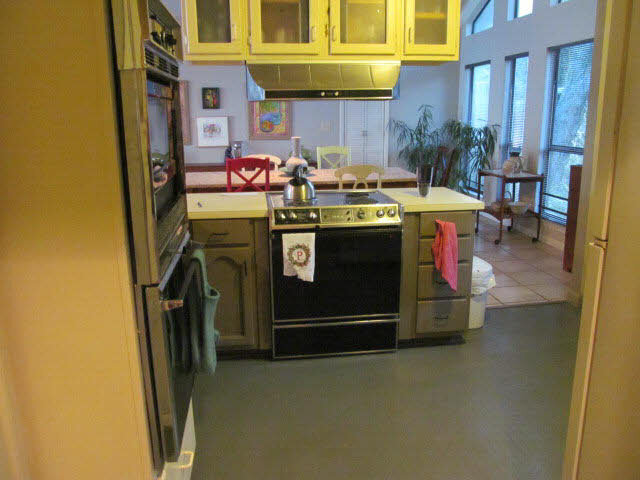 5606 East Oak Ridge Drive Orange Beach, AL 36561 - Photo 3 of 30 Kitchen