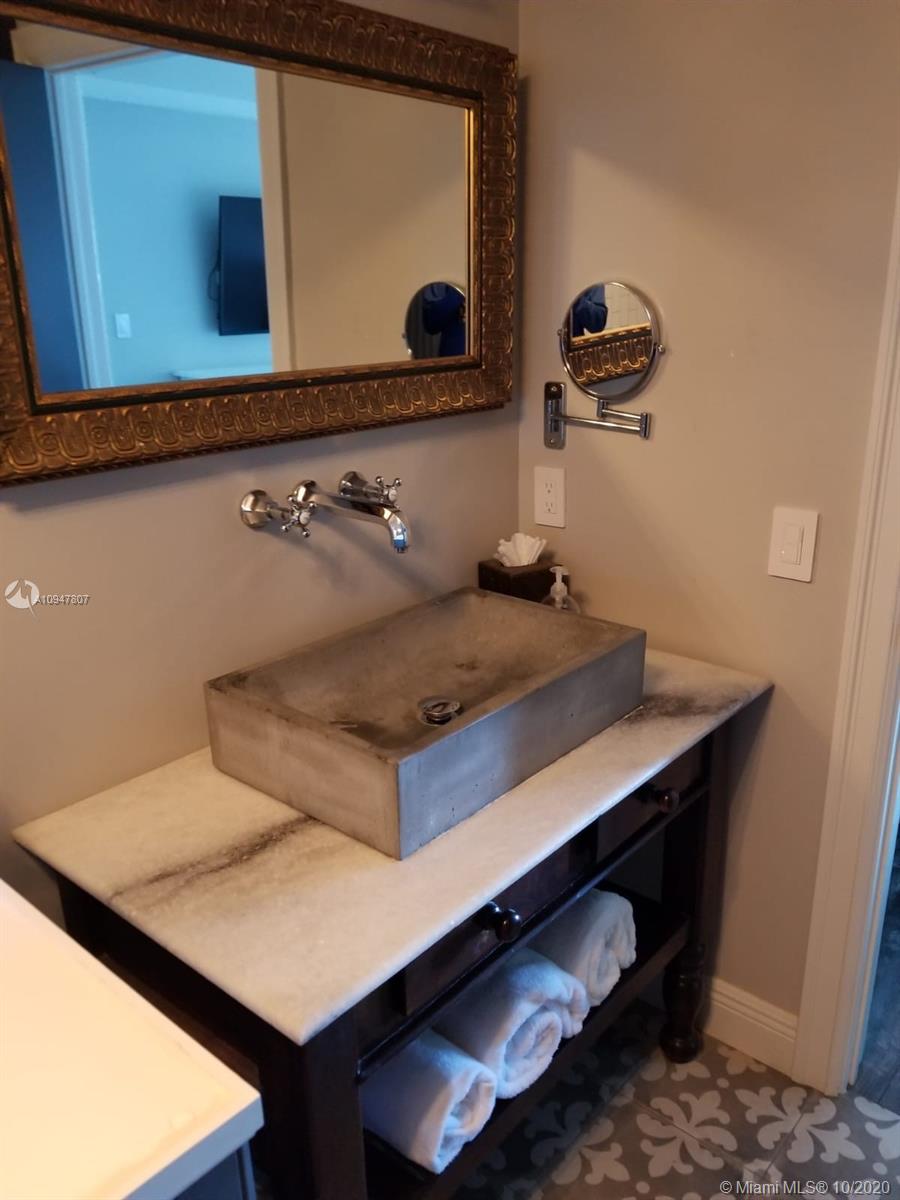 2889 McFarlane Road, Unit 1514 Miami, FL 33133 - Photo 6 of 8